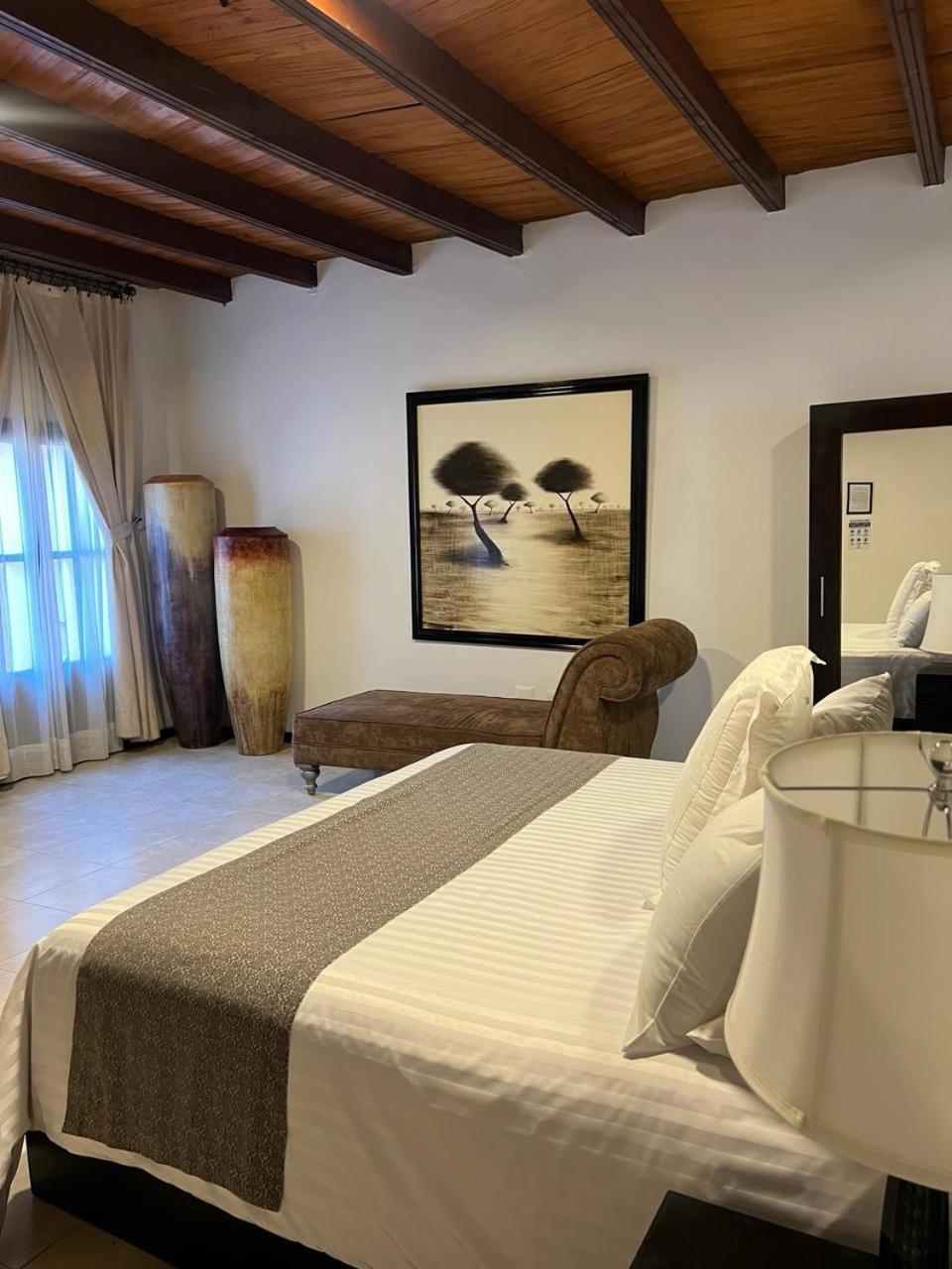 Hotel Boutique Hacienda Guadalupe Альенде Экстерьер фото